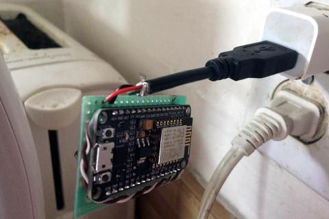 Galen Wollenberg's Arduino-Powered HomeKit Motion Sensor