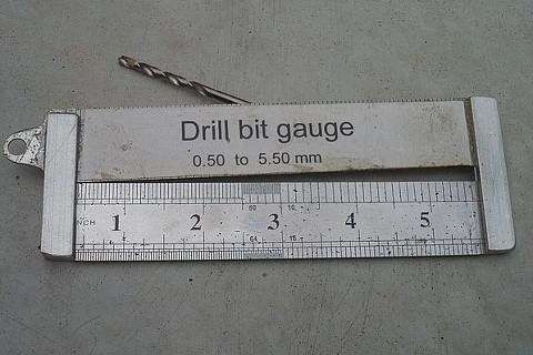 Caspar's Clever DIY Drill Bit Gauge Project