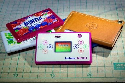 Chen Liang's Arduino Mintia Hand-Held Game Console