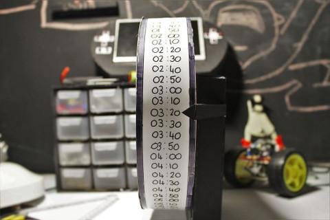Danté Roumega's Arduino-Powered Wheel Clock Project