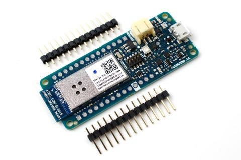A Hands-On Review of the New Genuino MKR1000 (Arduino MKR1000)