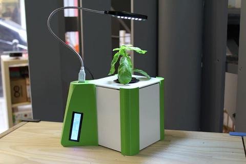 Letmeknow Launches Jarduino 'Indoor Garden' Kickstarter