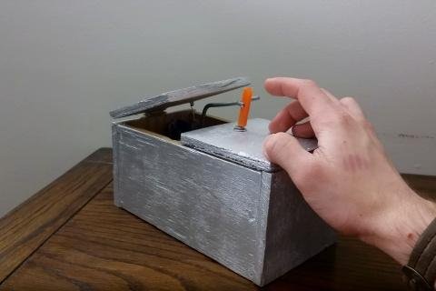 Fritend1's Arduino-powered Useless Machine