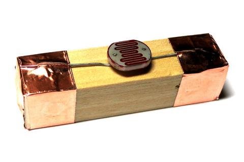 Matthew Dalton's home-brew circuit block (LDR)