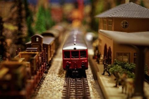 A model train (CC0)